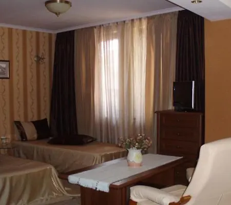 Hotel Guest Bela Neda